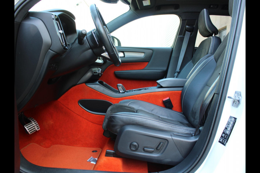 Volvo XC40 2.0 T5 AWD R-Design Intro Edition | PANORAMISCH SCHUIFDAK | HARMAN KARDON | ALCANTARA BEKLEDING | SEAT MEMORY |