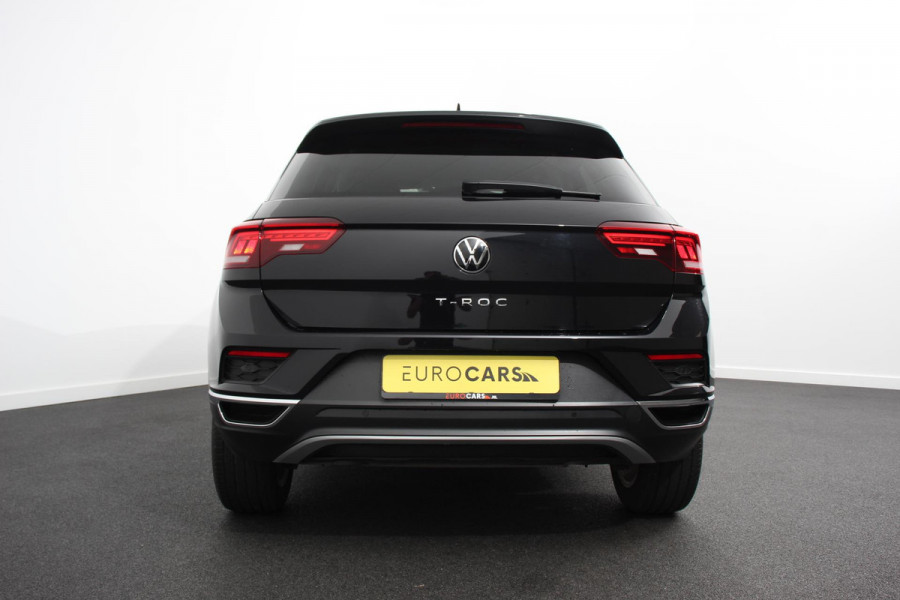 Volkswagen T-Roc 1.5 TSI DSG Sport 150 PK Navigatie Apple Carplay/Android Auto Climate Control Camera Adaptive Cruise Control Electrisch bedienbare achterklep