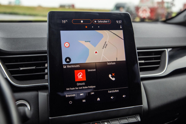 Renault Captur Renault Captur E-TECH Plug-in Hybrid Rive Gauche BLACK LINE / CRUISE CONTROLE / NAVI / CARPLAY