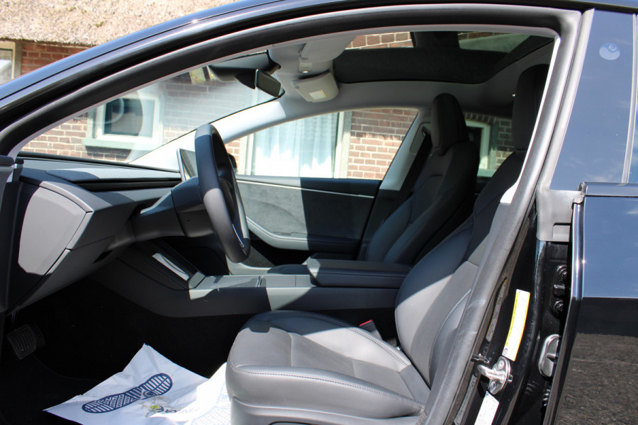 Tesla Model 3 RWD 60 kWh SOh 96,2% HIGHLAND PANO LEER LED 34000KM!!!