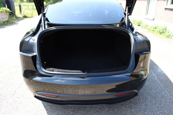 Tesla Model 3 RWD 60 kWh SOh 96,2% HIGHLAND PANO LEER LED 34000KM!!!