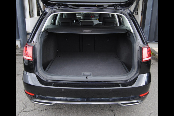 Volkswagen Golf Variant 1.5 TSI Highline | Adaptive Cruise | NAV | Airco