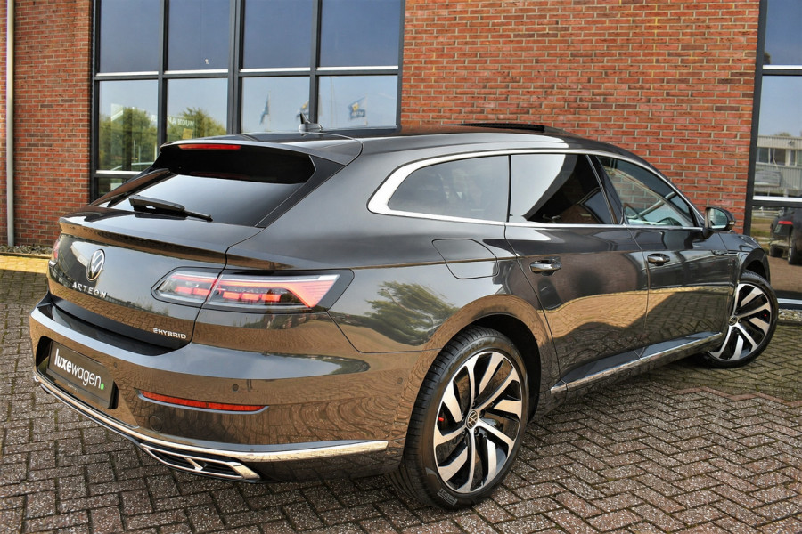 Volkswagen Arteon Shooting Brake 1.4 TSI eHybrid R-Line Pano R-zetels Trekh DCC ACC