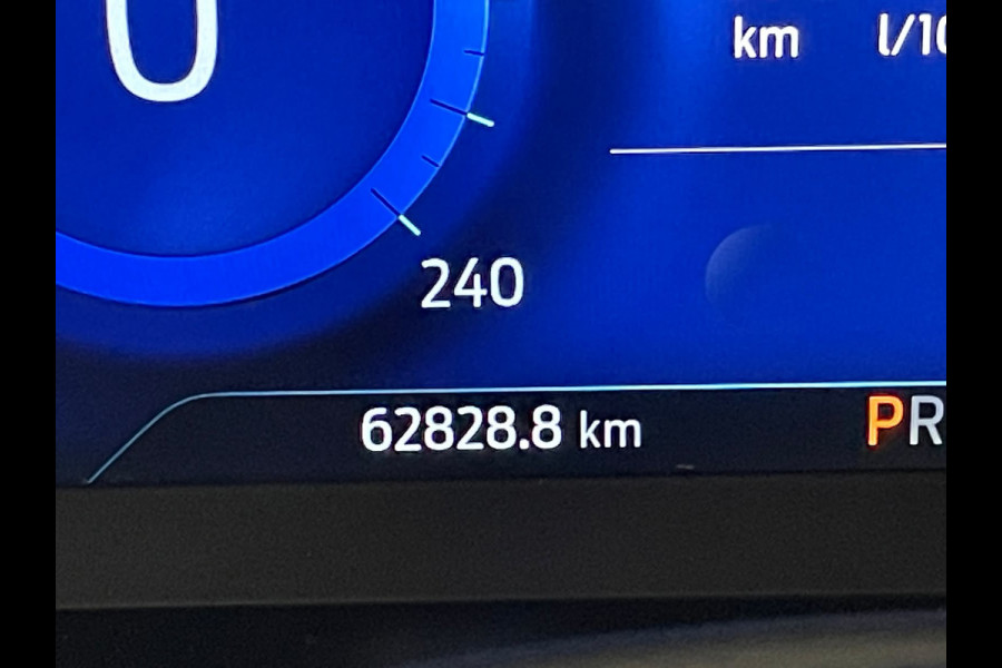 Ford FOCUS Wagon 1.0 EcoBoost Titanium X Business AUTOMAAT AIRCO NAVI CRUISE ELEK RAMEN CENT VERG CAMERA ZEER NETTE AUTO