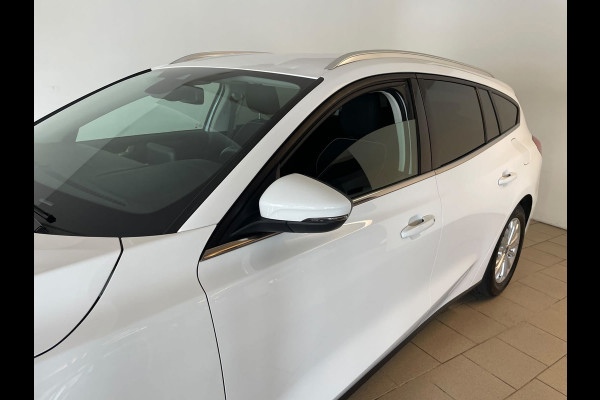 Ford FOCUS Wagon 1.0 EcoBoost Titanium X Business AUTOMAAT AIRCO NAVI CRUISE ELEK RAMEN CENT VERG CAMERA ZEER NETTE AUTO