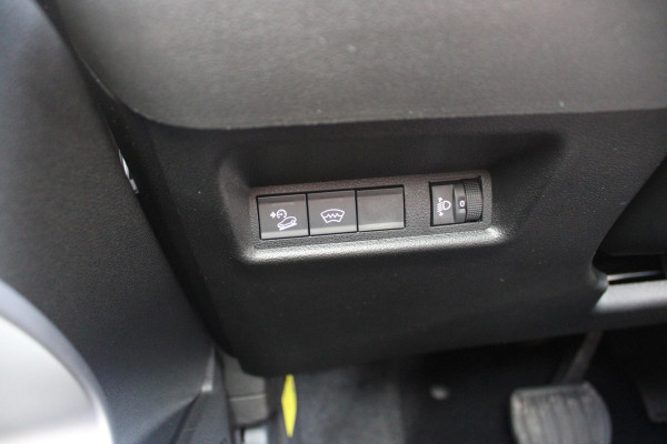 Jeep Avenger 1.2 e-Hybrid 110PK SUMMIT | PANORAMA SCHUIF/KANTEL DAK | INFOTAINMENT & CONVENIENCE PACK: NAVIGATIE/VERKEERBORDENINFORMATIE/KEYLESS ENTRY EN START/HANDSFREE ELEKTRISCH BEDIENBARE ACHTERKLEP/JBL AUDIO SYSTEM/AFDEKKING MIDDENCONSOLE | WINTERPACK: STOELVERWARMING/VERWARMBARE VOORRUITRAND | 18" LICHTMETAAL DIAMOND CUT | ADAPTIVE CRUISE CONTROL + LANE CENTERINGASSIST | SELEC-TERRAIN DRIVING MODE SELECT | 360° PARKEERSENSENSOREN | ACHTERUITRIJCAMERA 180° MET DRONE-VIEW | AUTOMATISCH GROOTLICHT | BLIND SPOT WARNING | FULL LED KOPLAMPEN | ZWART DAK |DRAADLOZE APPLE CARPLAY/AND