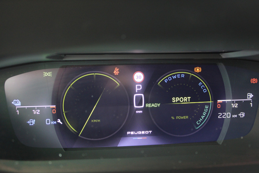 Peugeot 408 1.6 HYbrid 225 EAT8 GT | Panoramadak | Winterpack | Luxe!