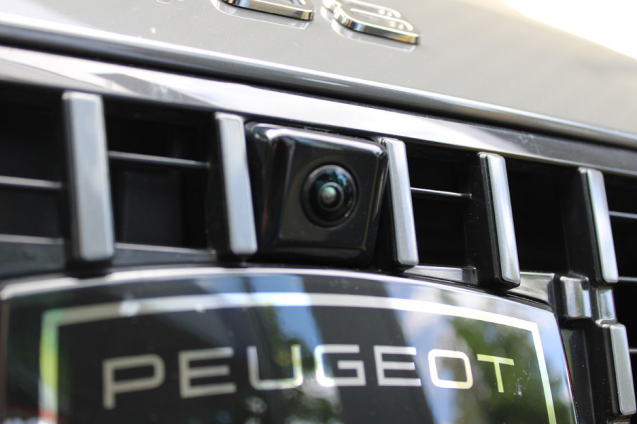 Peugeot 408 1.6 HYbrid 225 EAT8 GT | Panoramadak | Winterpack | Luxe!