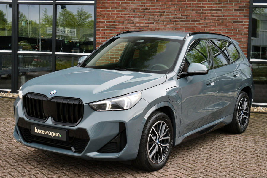 BMW X1 xDrive25e M-Sport Premium 18inch Leder Camera ACC-voorbereiding