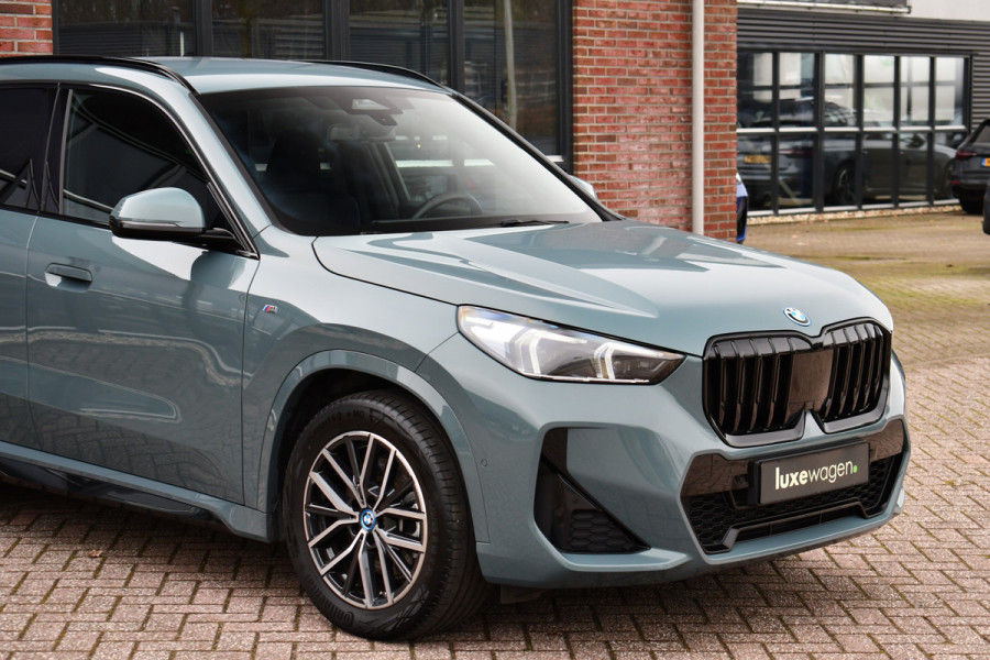 BMW X1 xDrive25e M-Sport Premium 18inch Leder Camera ACC-voorbereiding
