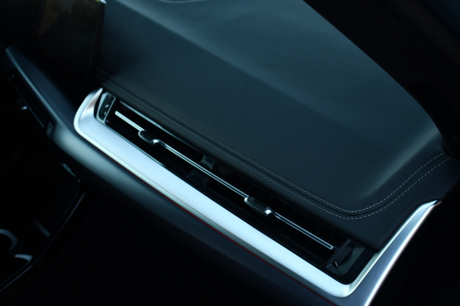 BMW X1 xDrive25e M-Sport Premium 18inch Leder Camera ACC-voorbereiding
