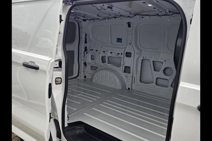 Ford Transit Custom 320 2.0 TDCI L1H1 Trend 136pk | AWD | 4x4 | Adaptieve cruise control | Achteruitrijcamera | Navigatiesysteem |