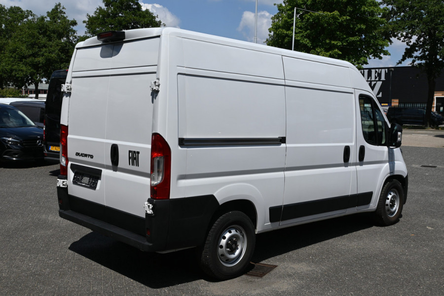 Fiat Ducato L2H2 2.2 MultiJet 140 pk 3.5t Camera, Cruise control, 270 Graden deuren