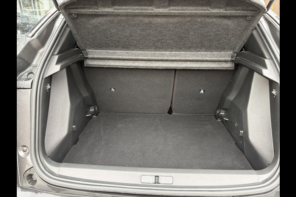 Peugeot 2008 1.2 PureTech Active Pack 130pk VAN: 16.900,- VOOR: 14.877,- UW WKVOORDEEL: 2.023,- | RIJKLAARPRIJS incl. 12mnd BOVAG