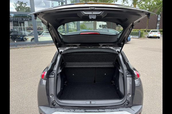 Peugeot 2008 1.2 PureTech Active Pack 130pk VAN: 16.900,- VOOR: 14.877,- UW WKVOORDEEL: 2.023,- | RIJKLAARPRIJS incl. 12mnd BOVAG