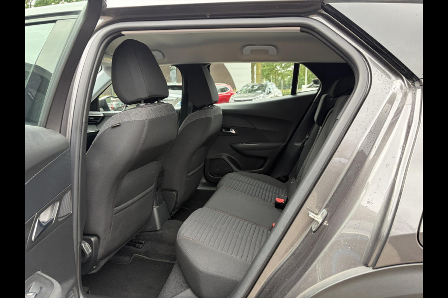 Peugeot 2008 1.2 PureTech Active Pack 130pk VAN: 16.900,- VOOR: 14.877,- UW WKVOORDEEL: 2.023,- | RIJKLAARPRIJS incl. 12mnd BOVAG