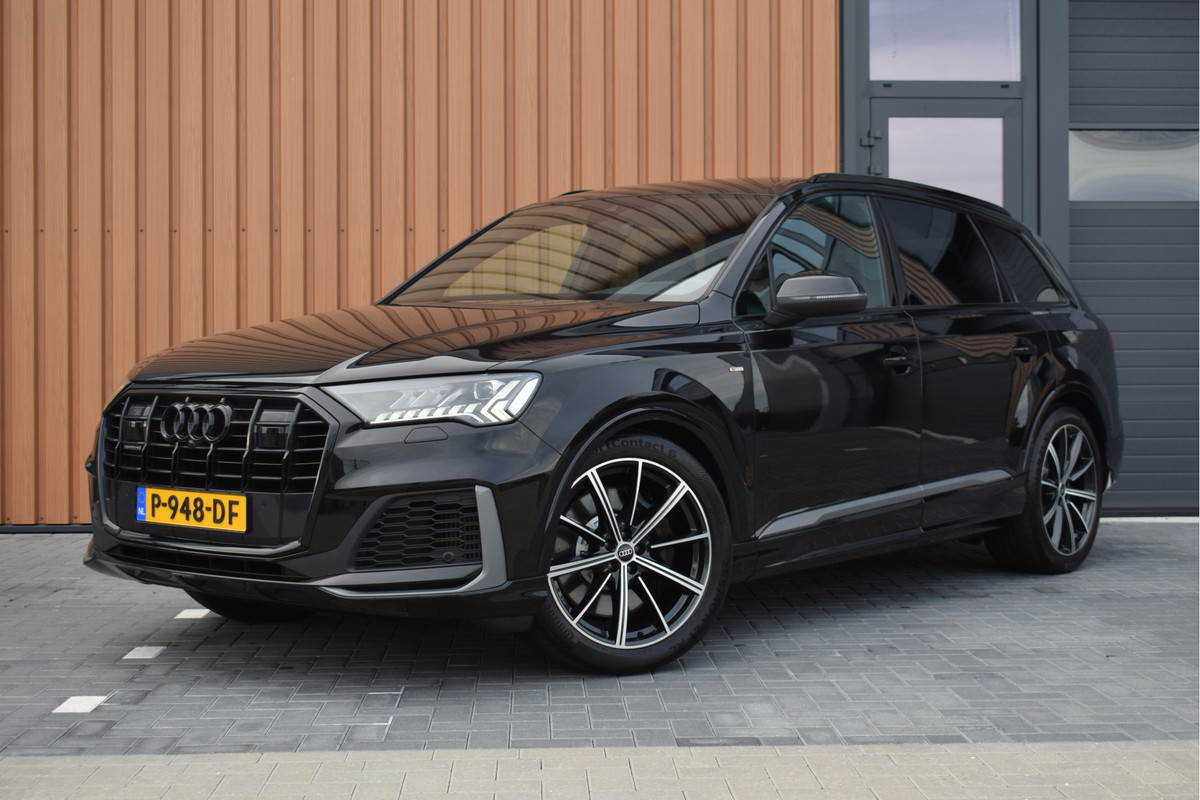 Audi Q7 55 TFSI e Quattro S-line | Luchtvering | Trekhaak
