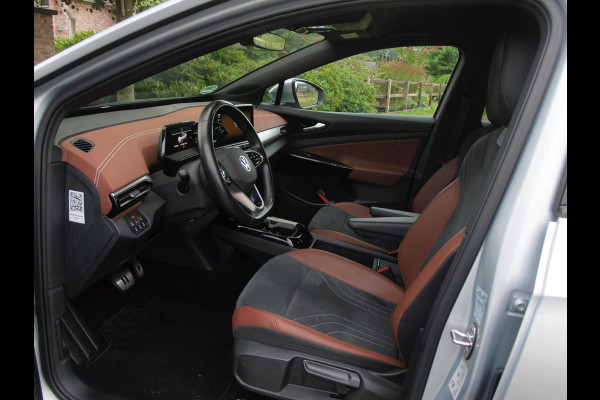 Volkswagen ID.4 Business 77 kWh | Camera | Trekhaak | IQ. LIGHT | Sfeerverlichting | Apple Carplay | NL-Auto |