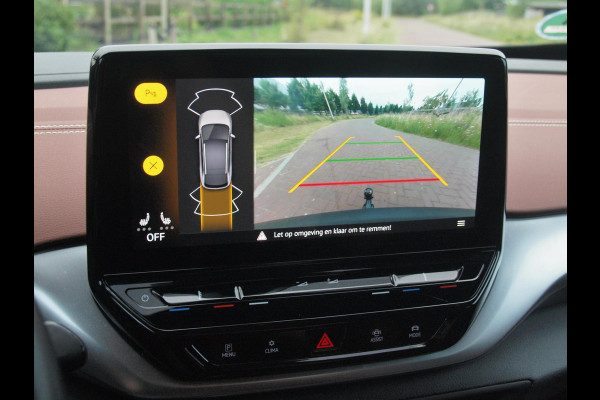 Volkswagen ID.4 Business 77 kWh | Camera | Trekhaak | IQ. LIGHT | Sfeerverlichting | Apple Carplay | NL-Auto |