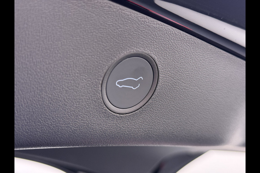 Tesla Model 3 Performance AWD 513PK Facelift Warmtepomp Lmv 20" Panoramadak Adap.Cruise Elek.Verwarmde Stoelen+Memory Inductieladen Navi Camer SOH 85.6% Led Pdc Privacy Glas Elek.Achterklep Keyless 4WD Fabrieksgarantie op Accu en Motor tot 18-02-2029/192.000KM