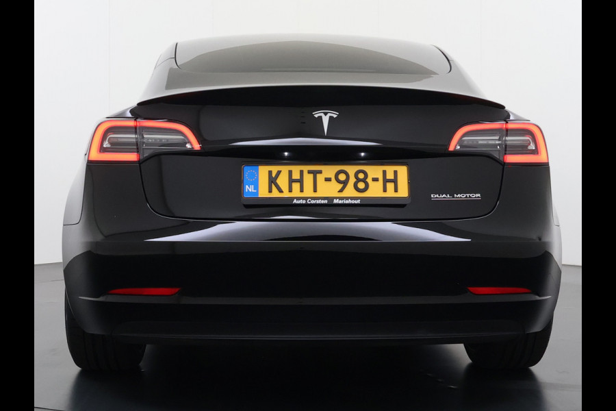 Tesla Model 3 Performance AWD 513PK Facelift Warmtepomp Lmv 20" Panoramadak Adap.Cruise Elek.Verwarmde Stoelen+Memory Inductieladen Navi Camer SOH 85.6% Led Pdc Privacy Glas Elek.Achterklep Keyless 4WD Fabrieksgarantie op Accu en Motor tot 18-02-2029/192.000KM