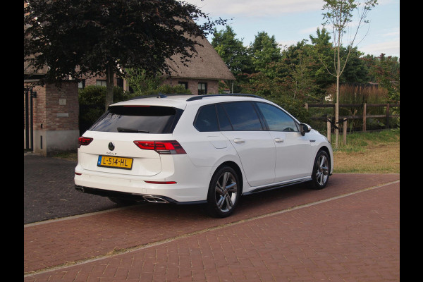 Volkswagen Golf Variant 1.5 TSI R-Line | Camera | Sfeerverlichting | ACC | Apple Carplay | NL-Auto |