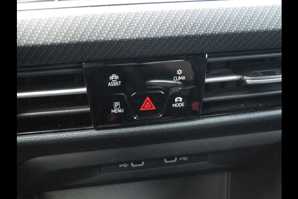 Volkswagen Golf Variant 1.5 TSI R-Line | Camera | Sfeerverlichting | ACC | Apple Carplay | NL-Auto |