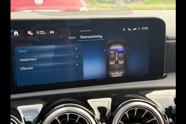 Mercedes-Benz A-Klasse 180 AMG Line | Pano | Sfeer | Airco | Cruise