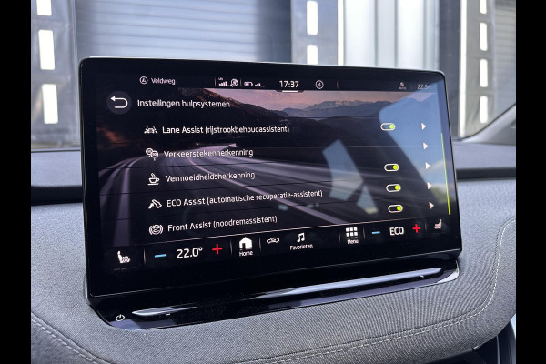 Škoda ENYAQ iV 60 | SOH: 93,2% | Comfort Pack | Parkeer Pakket | Climate Pack | navi | Camera | stoelverwarming |