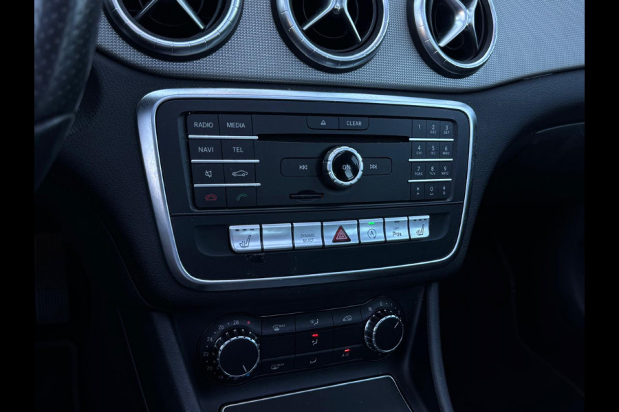 Mercedes-Benz CLA-Klasse 180 Prestige 7g aut PANO | LEDER | LED | CLIMATE | SPORTVELGEN