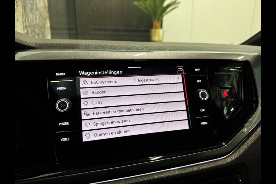 Volkswagen Polo 2.0 TSI GTI|PANO|SFEER|KEYLESS|ALCANTARA|IQ|BOMVOL