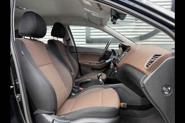 Hyundai i20 1.0 T-GDI Comfort 2e Eigenaar|Camera|Cruise|Trekhaak|PDC|Navi|Clima|Elek ramen|N.A.P|APK tot 07-2027