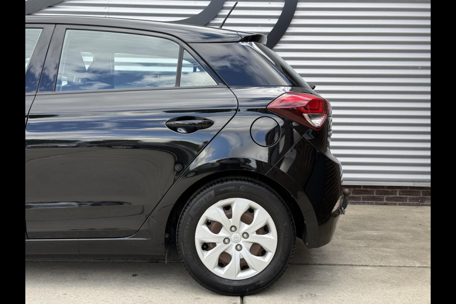 Hyundai i20 1.0 T-GDI Comfort 2e Eigenaar|Camera|Cruise|Trekhaak|PDC|Navi|Clima|Elek ramen|N.A.P|APK tot 07-2027