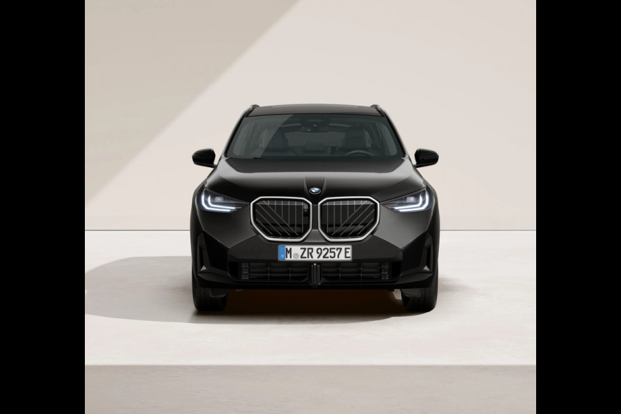 BMW X3 30e xDrive - M-Sport - Pano - Trekhaak - ACC - Head-up