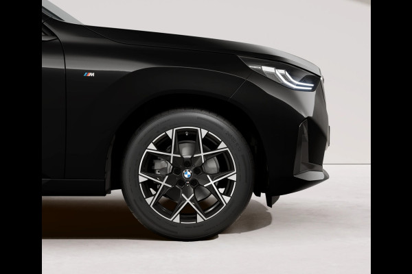 BMW X3 30e xDrive - M-Sport - Pano - Trekhaak - ACC - Head-up