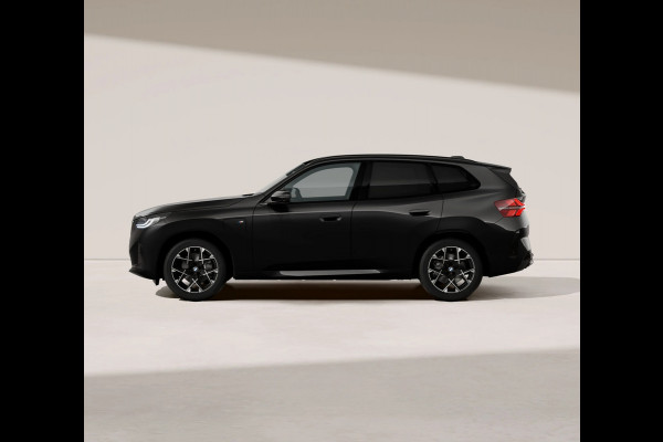 BMW X3 30e xDrive - M-Sport - Pano - Trekhaak - ACC - Head-up