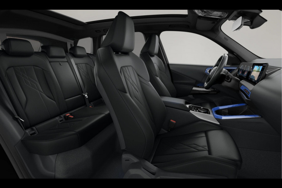 BMW X3 30e xDrive - M-Sport - Pano - Trekhaak - ACC - Head-up