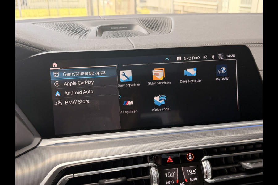 BMW X5 xDrive45e High Executive M-Sport Bowers&Wilkins | Pano | 4WS | Laser | Soft Close