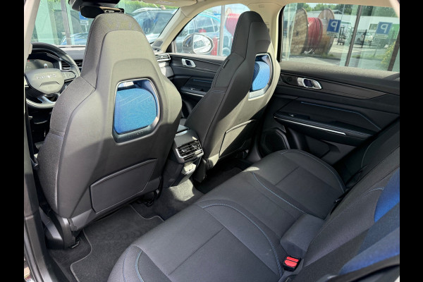 Lynk & Co 01 1.5 PHEV - Automaat - Panoramadak/schuifdak - Navi - Climate