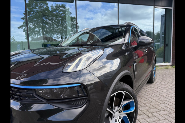 Lynk & Co 01 1.5 PHEV - Automaat - Panoramadak/schuifdak - Navi - Climate