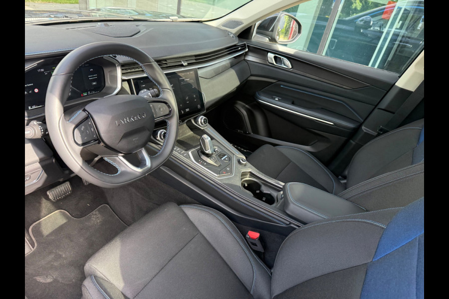 Lynk & Co 01 1.5 PHEV - Automaat - Panoramadak/schuifdak - Navi - Climate