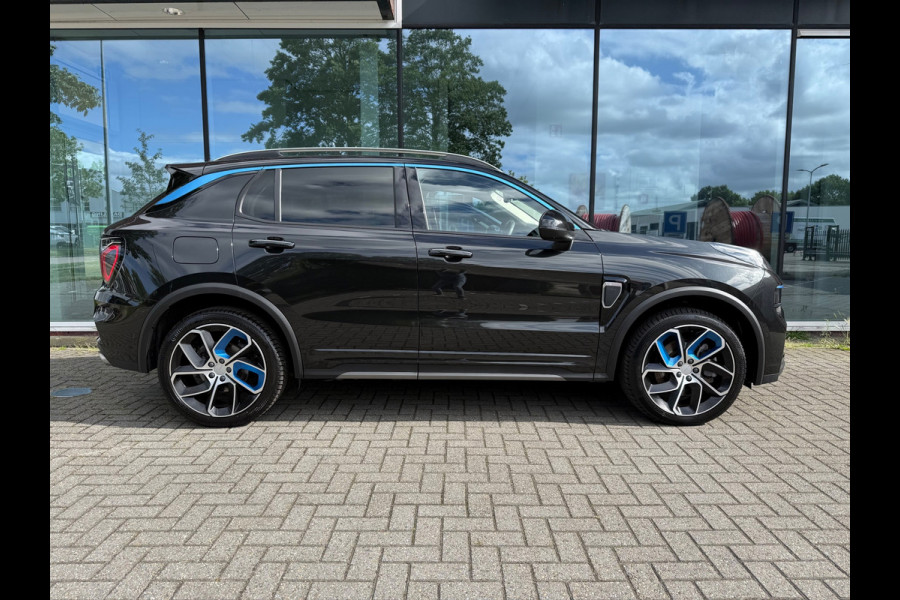 Lynk & Co 01 1.5 PHEV - Automaat - Panoramadak/schuifdak - Navi - Climate