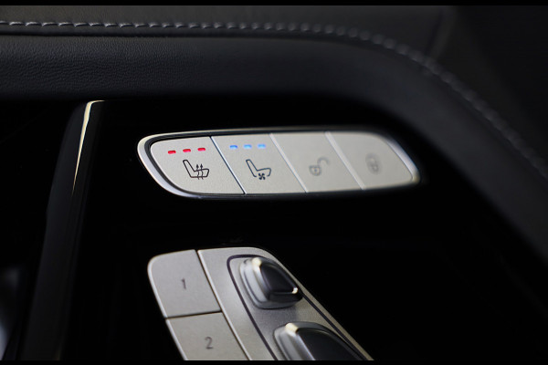 Mercedes-Benz G-Klasse 63 Manufaktur / Schermen / Carbon / Massage / Memory / 360 Camera / Lane Assist / BURMESTER / Open Dak / 22