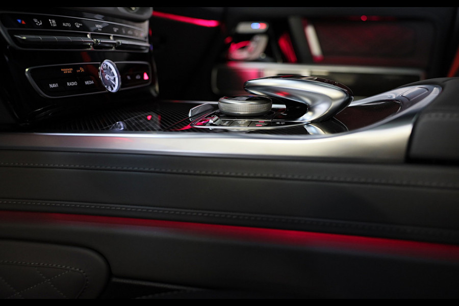 Mercedes-Benz G-Klasse 63 Manufaktur / Schermen / Carbon / Massage / Memory / 360 Camera / Lane Assist / BURMESTER / Open Dak / 22