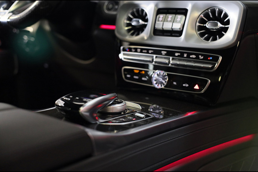 Mercedes-Benz G-Klasse 63 Manufaktur / Schermen / Carbon / Massage / Memory / 360 Camera / Lane Assist / BURMESTER / Open Dak / 22