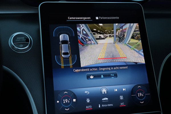 Mercedes-Benz C-Klasse C 180 Mild-Hybrid / PANODAK / ACC / CAMERA / CARPLAY / SFEERVERLICHTING