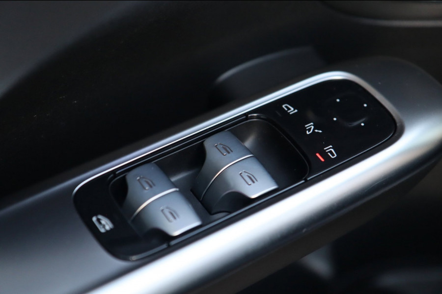 Mercedes-Benz C-Klasse C 180 Mild-Hybrid / PANODAK / ACC / CAMERA / CARPLAY / SFEERVERLICHTING