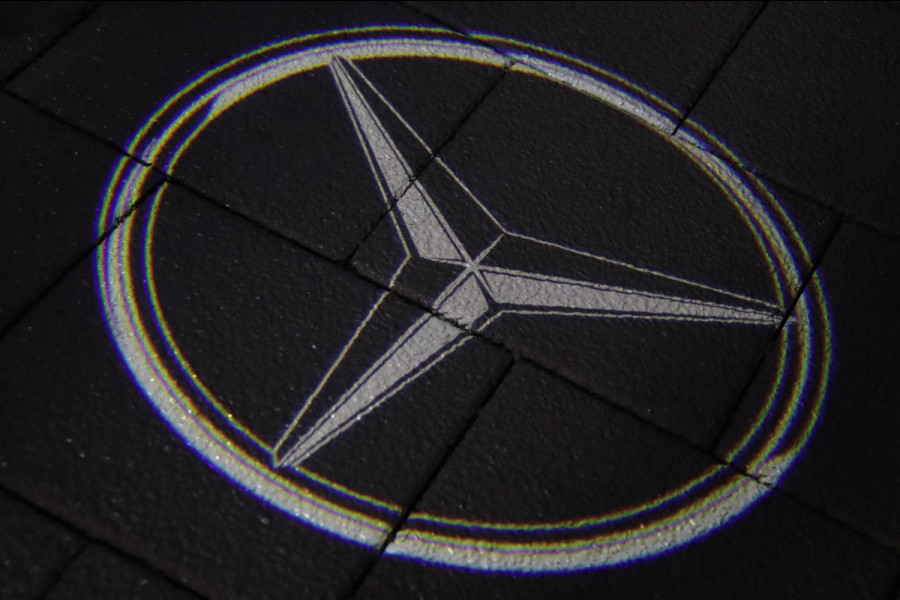 Mercedes-Benz C-Klasse C 180 Mild-Hybrid / PANODAK / ACC / CAMERA / CARPLAY / SFEERVERLICHTING