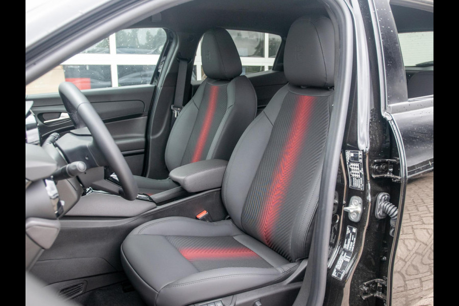 Alfa Romeo junior Elettrica Ti 54 kWh | Clima | Adapt. Cruise | Keyless | Handsfree A-Klep | PDC rondom | Pack Techno | Warmtepomp | Tortona Black