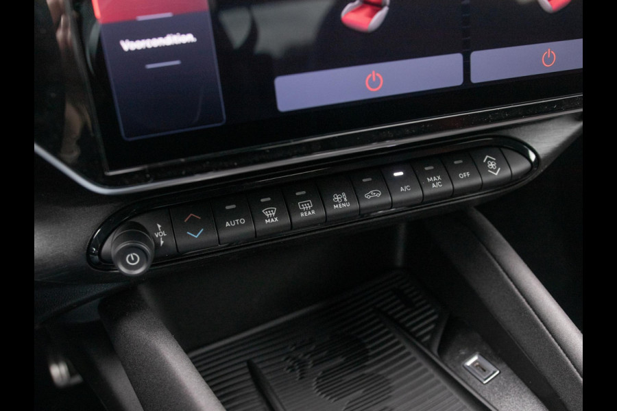 Alfa Romeo junior Elettrica Ti 54 kWh | Clima | Adapt. Cruise | Keyless | Handsfree A-Klep | PDC rondom | Pack Techno | Warmtepomp | Tortona Black